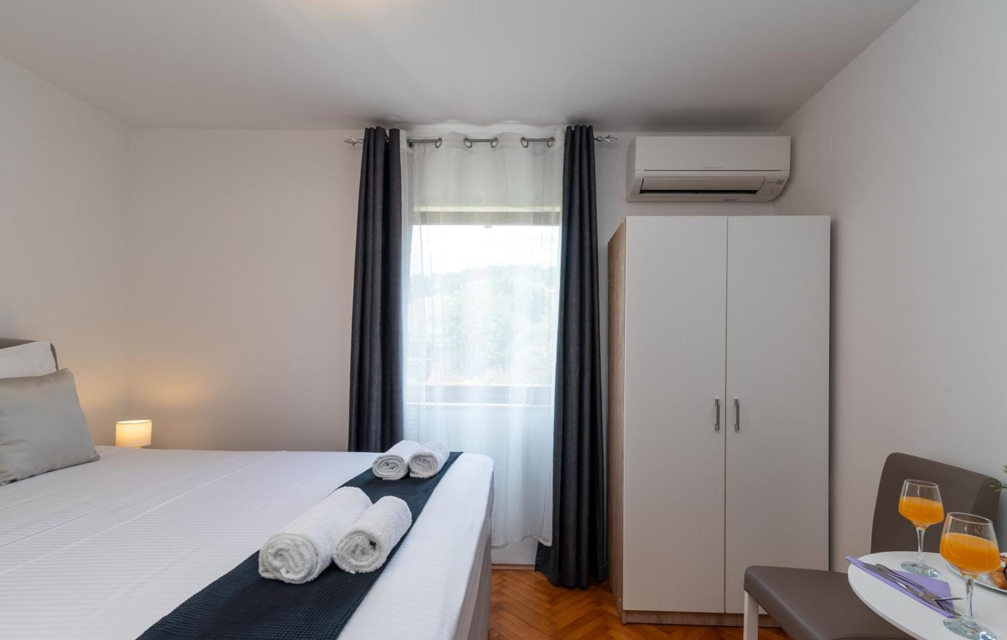 Apartments Bozan โตรกีร์ ห้อง รูปภาพ